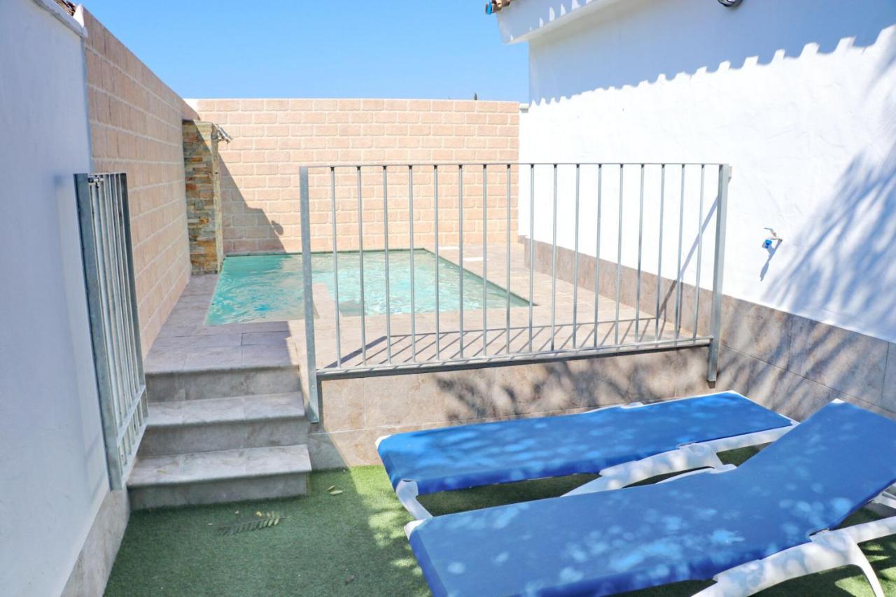 Bungalow La Roa con piscina comunitaria y privada Conil De La Frontera Exterior foto