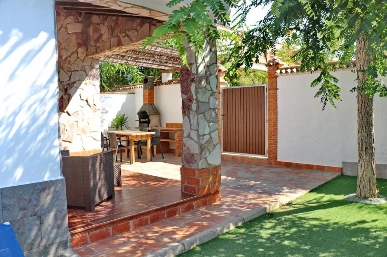 Bungalow La Roa con piscina comunitaria y privada Conil De La Frontera Exterior foto