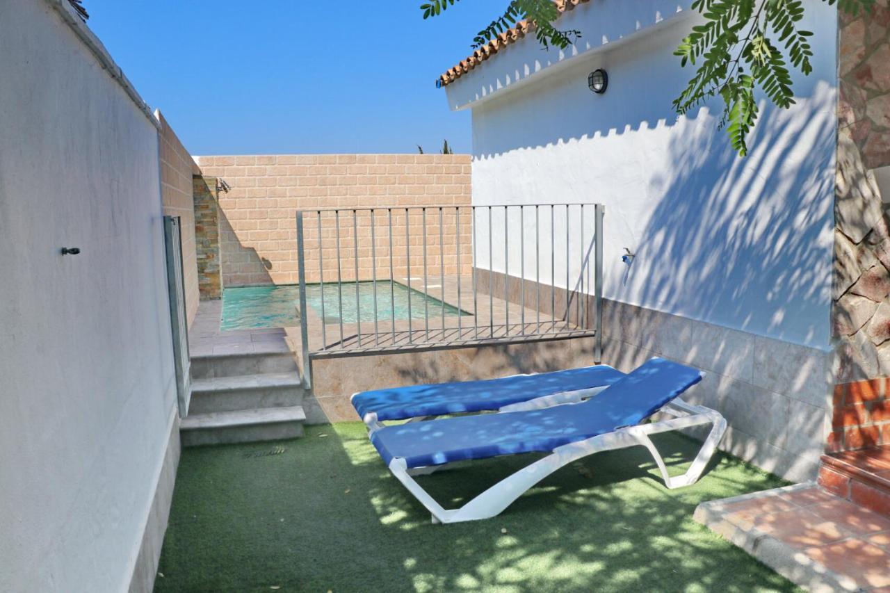 Bungalow La Roa con piscina comunitaria y privada Conil De La Frontera Exterior foto
