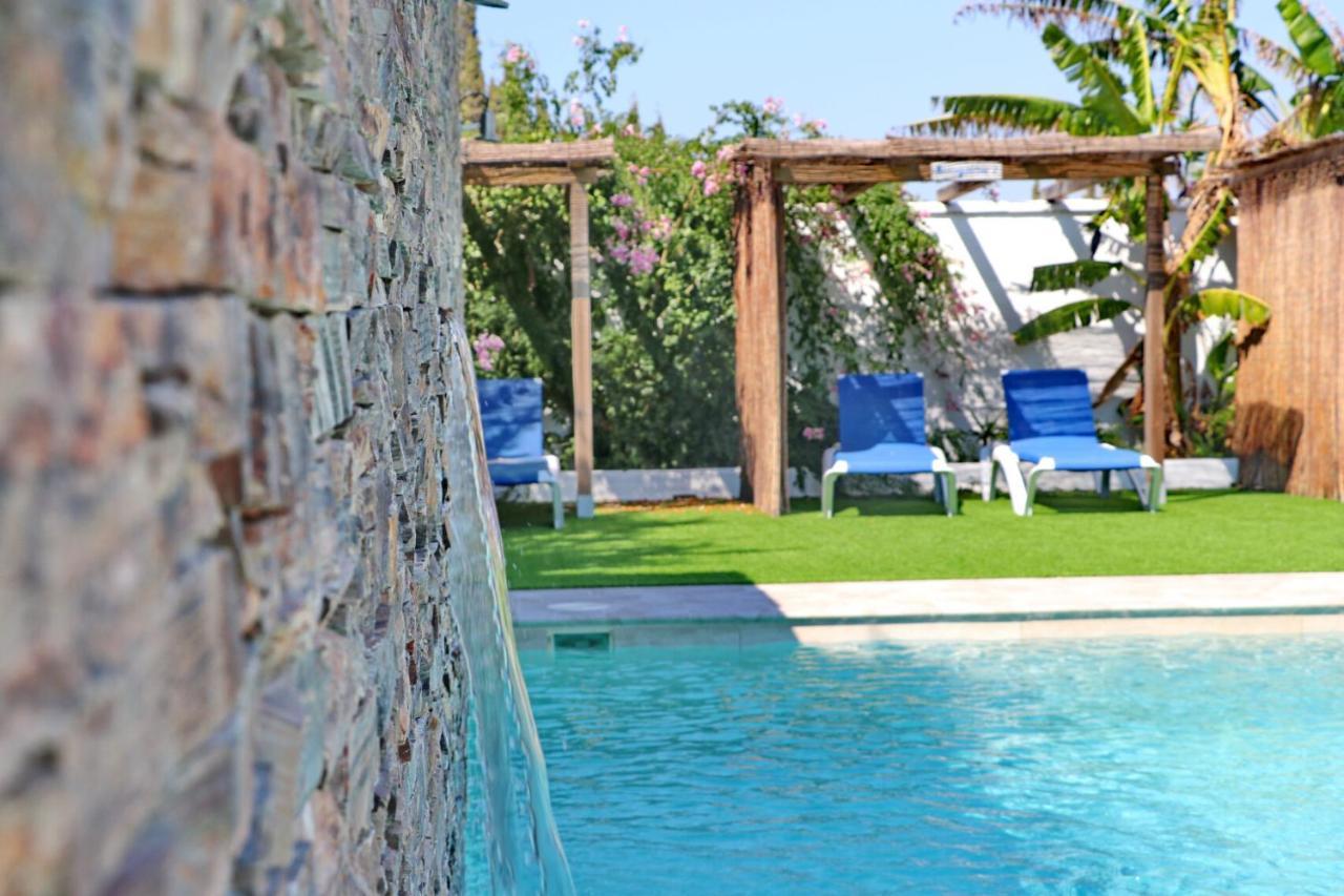 Bungalow La Roa con piscina comunitaria y privada Conil De La Frontera Exterior foto